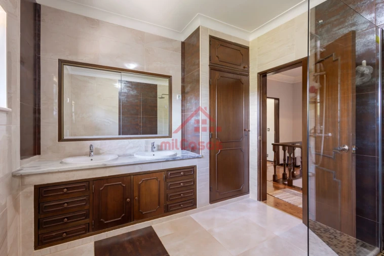 Quinta T7 para Venda em Usseira Foto 46