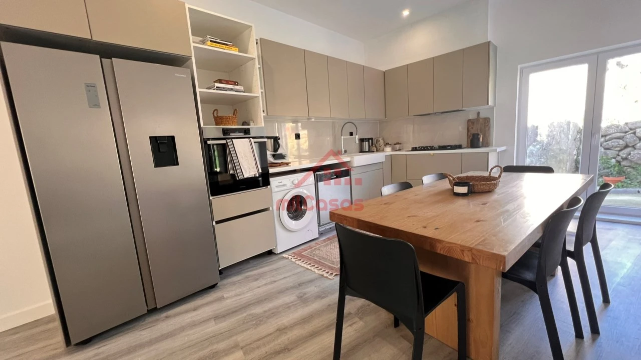 Moradia T2 para Venda em Dois Portos e Runa Foto 3