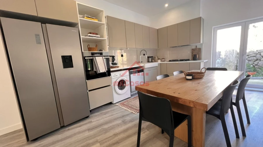 Moradia T2 para Venda em Dois Portos e Runa Foto 3