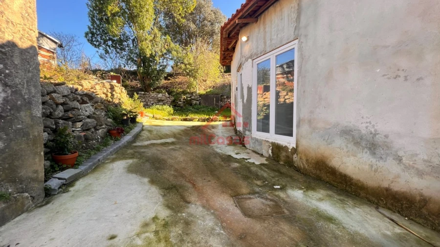 Moradia T2 para Venda em Dois Portos e Runa Foto 26