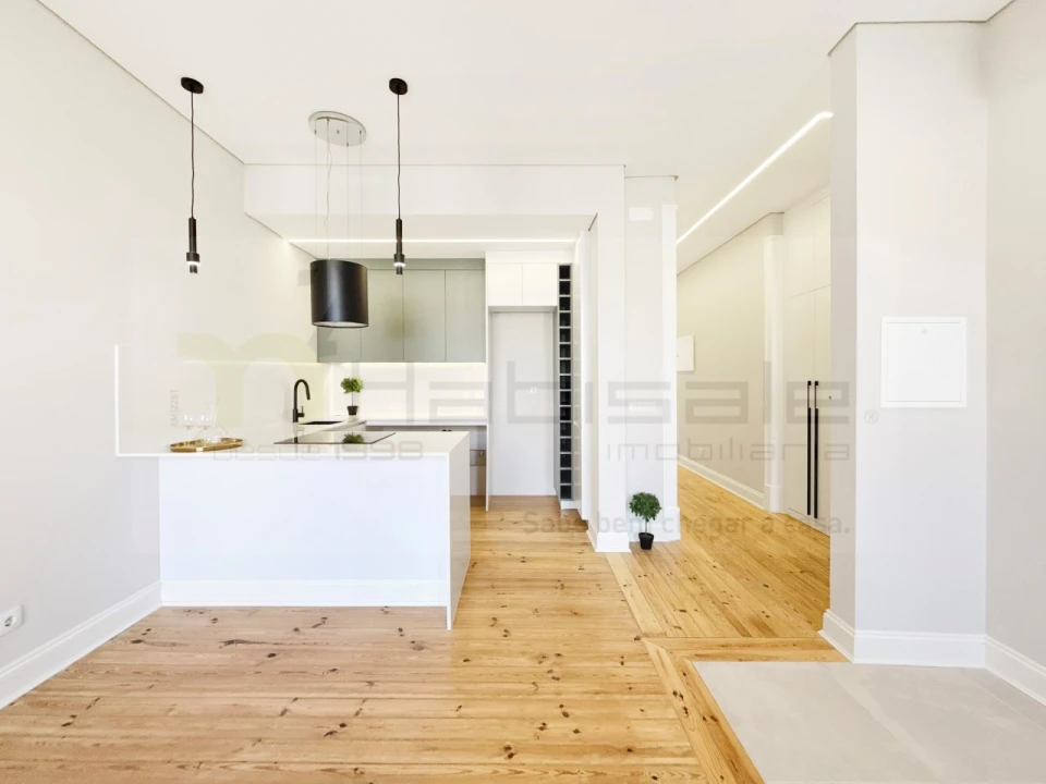 Apartamento T3 para Venda em Areeiro Foto 3