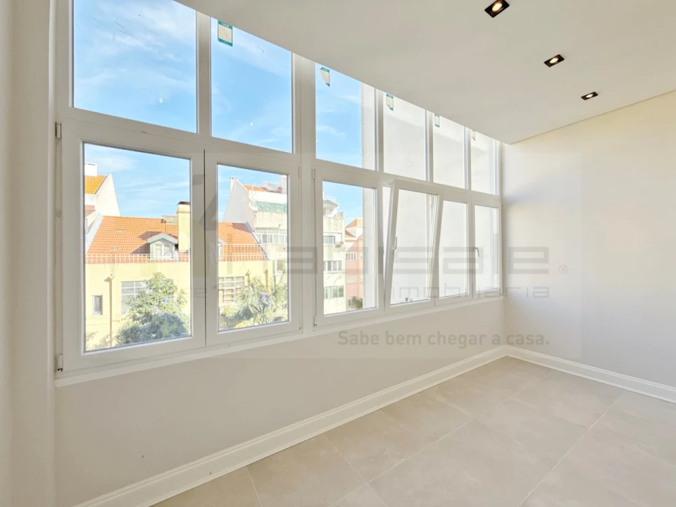 Apartamento T3 para Venda em Areeiro Foto 10