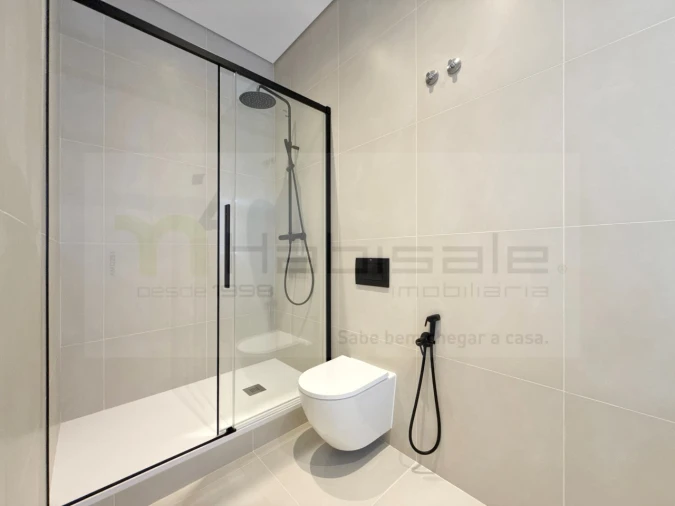 Apartamento T3 para Venda em Areeiro Foto 21