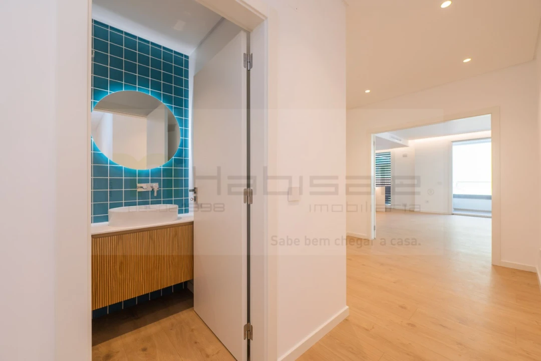 Apartamento T3 para Venda em Carcavelos e Parede Foto 12
