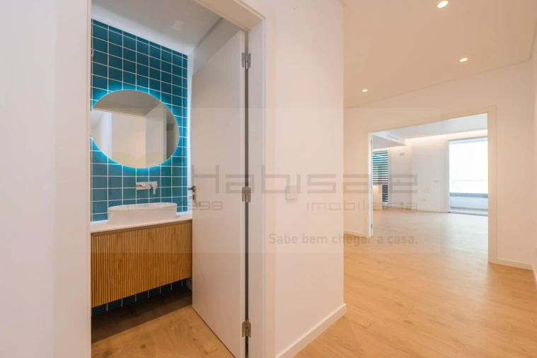 Apartamento T3 para Venda em Carcavelos e Parede Foto 12