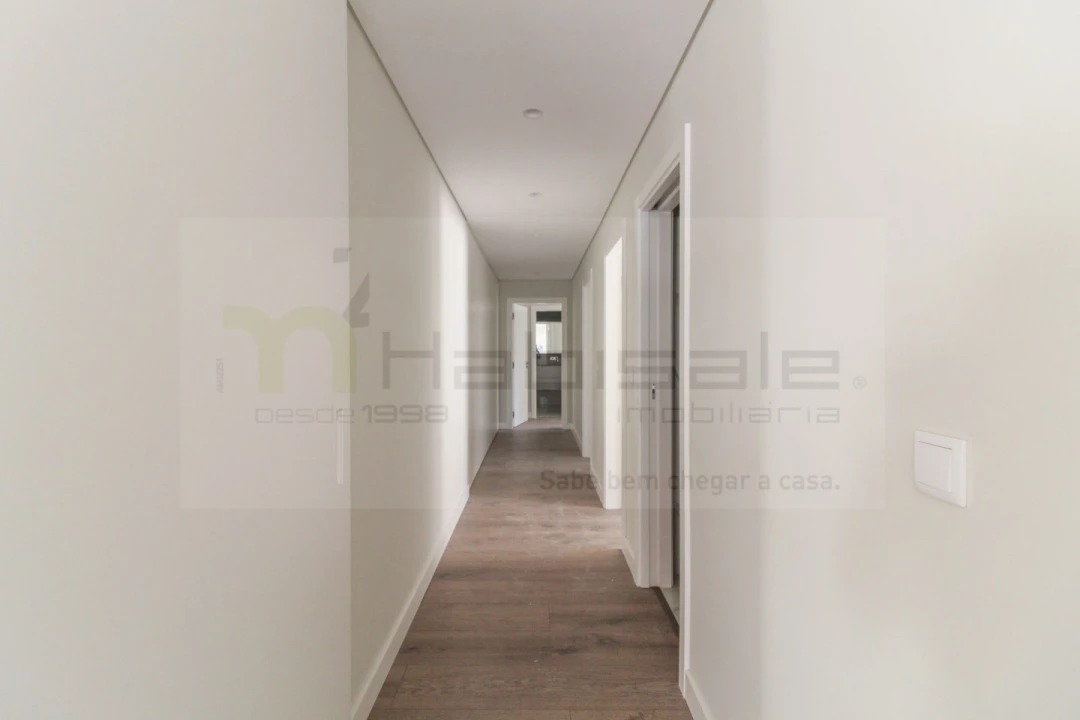 Apartamento T4 para Venda em Odivelas Foto 16