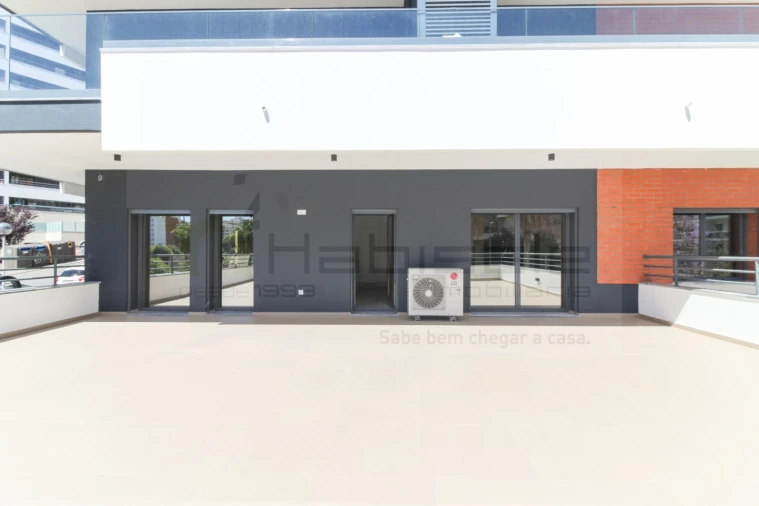 Apartamento T4 para Venda em Odivelas Foto 12