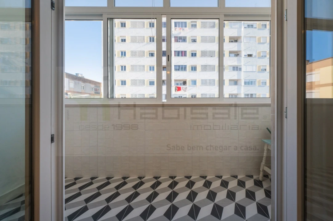 Apartamento T2 para Venda em Agualva e Mira-Sintra Foto 20