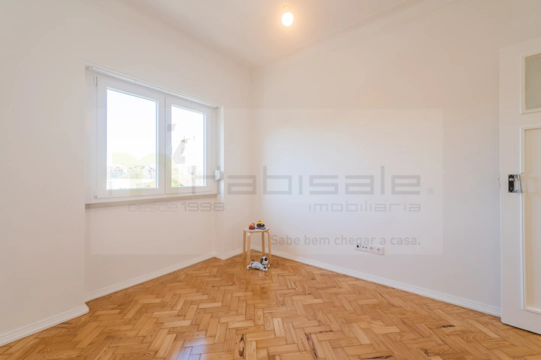 Apartamento T2 para Venda em Agualva e Mira-Sintra Foto 25