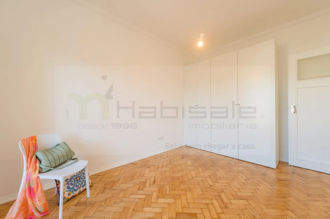 Apartamento T2 para Venda em Agualva e Mira-Sintra Foto 30