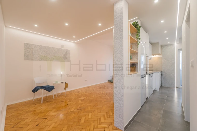 Apartamento T2 para Venda em Agualva e Mira-Sintra Foto 2