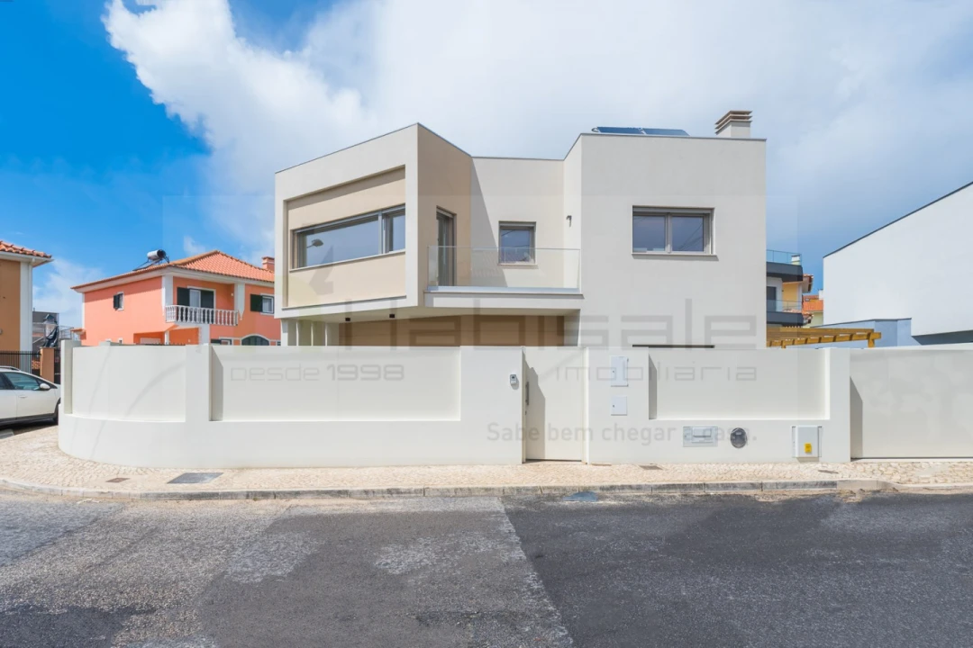 Moradia T3 para Venda em São Domingos de Rana Foto 10