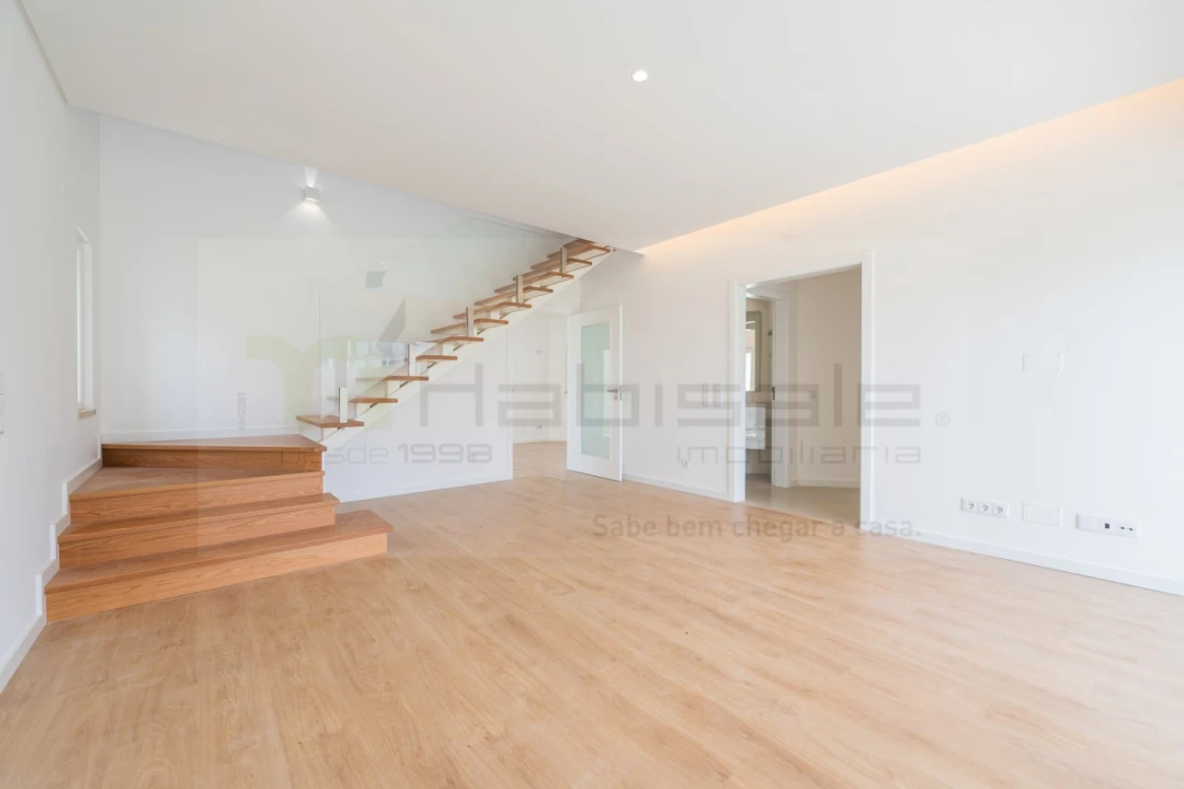 Moradia T3 para Venda em São Domingos de Rana Foto 20