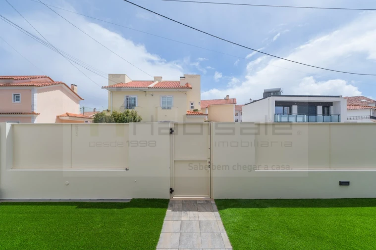 Moradia T3 para Venda em São Domingos de Rana Foto 46