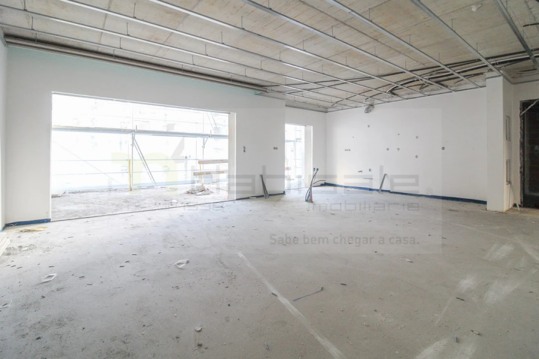 Apartamento T3 para Venda em Póvoa de Santo Adrião e Olival Basto Foto 8