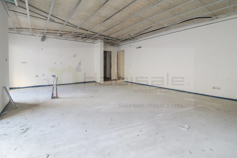 Apartamento T3 para Venda em Póvoa de Santo Adrião e Olival Basto Foto 7