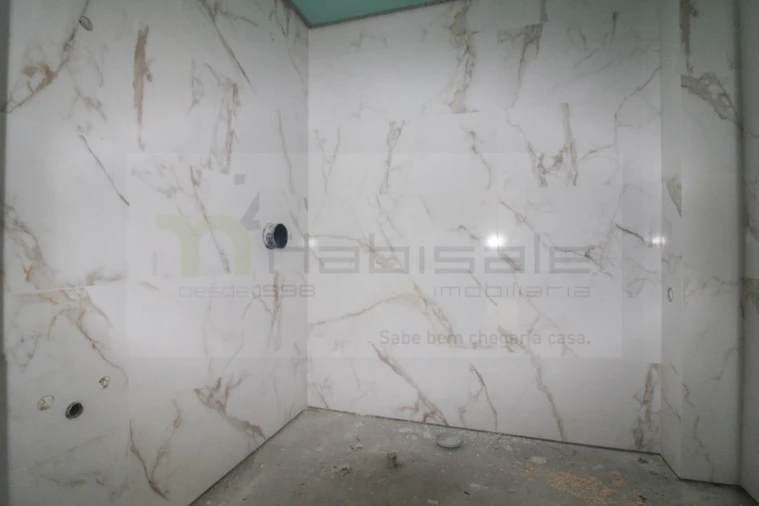 Apartamento T3 para Venda em Póvoa de Santo Adrião e Olival Basto Foto 9