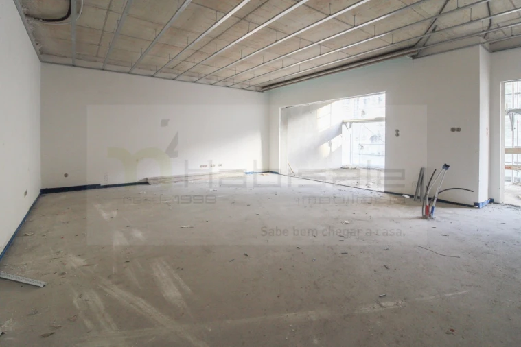 Apartamento T3 para Venda em Póvoa de Santo Adrião e Olival Basto Foto 10