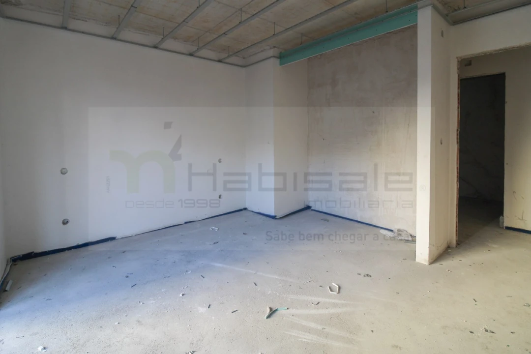 Apartamento T3 para Venda em Póvoa de Santo Adrião e Olival Basto Foto 15