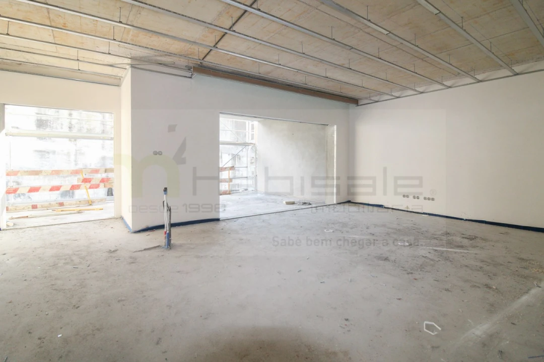 Apartamento T2 para Venda em Póvoa de Santo Adrião e Olival Basto Foto 7