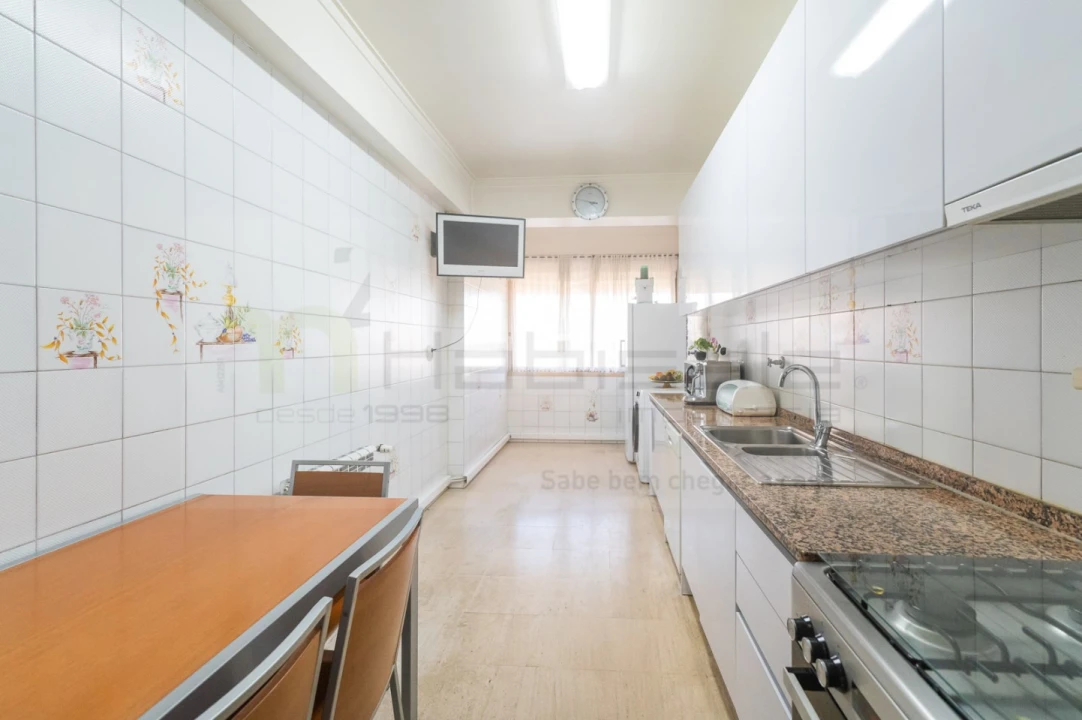 Apartamento T4 para Venda em Lumiar Foto 1