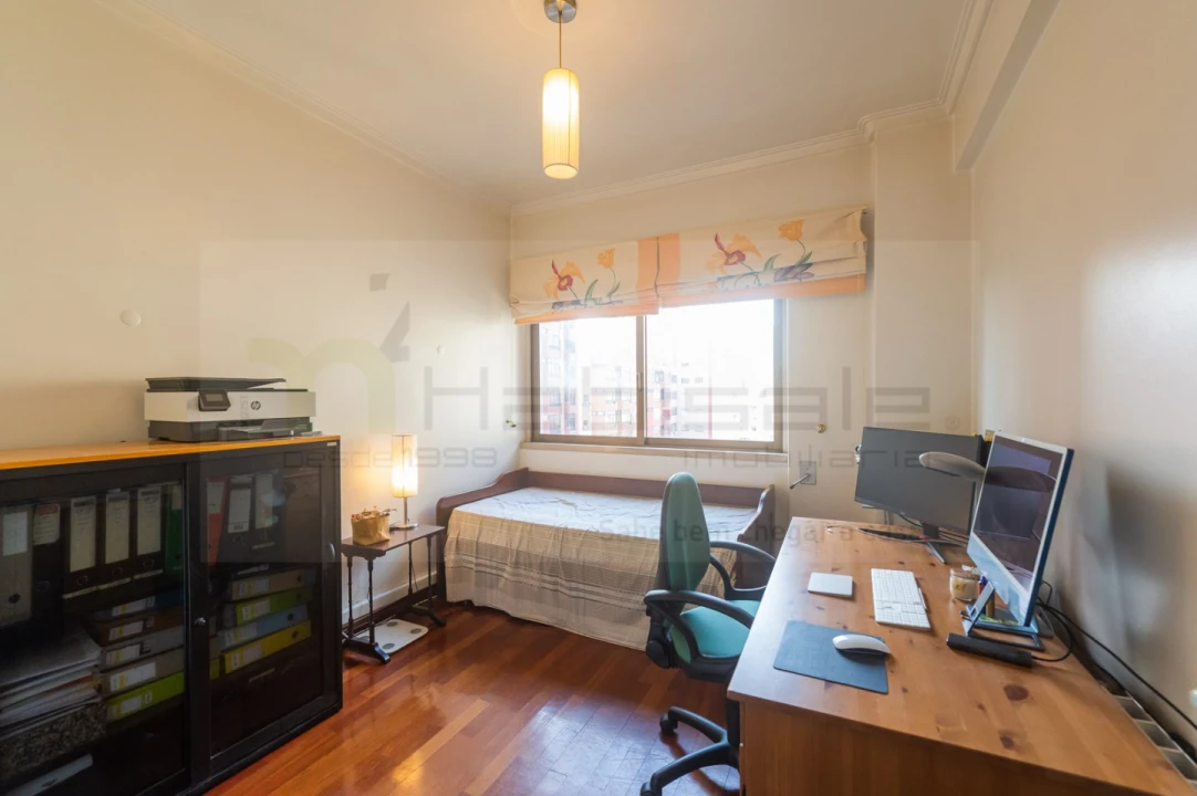 Apartamento T4 para Venda em Lumiar Foto 25