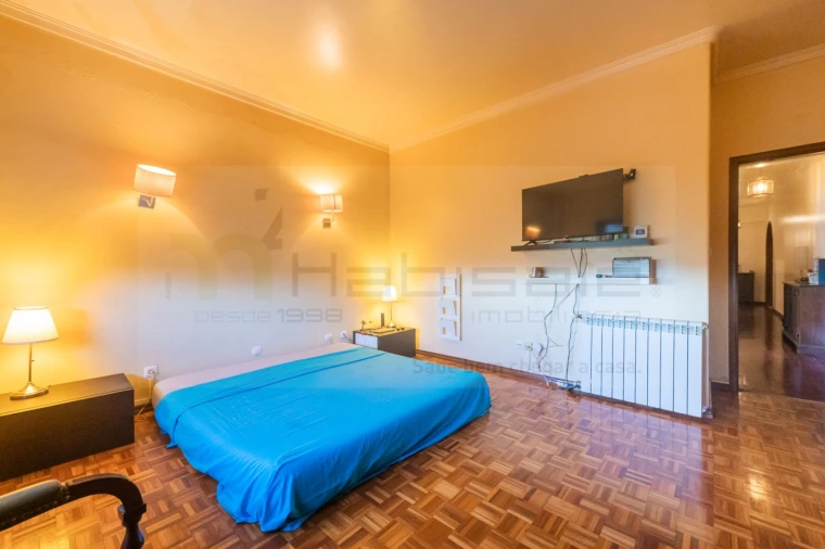 Apartamento T4 para Venda em Lumiar Foto 28