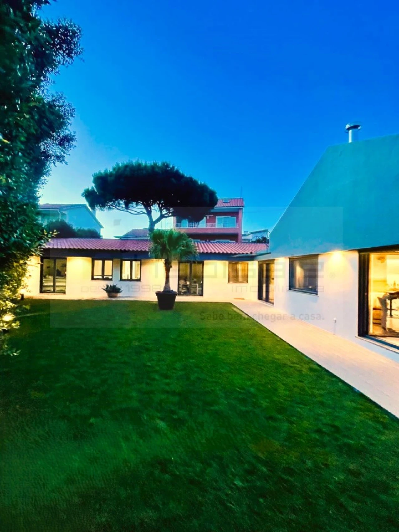 Moradia T3 para Venda em Alcabideche Foto 31