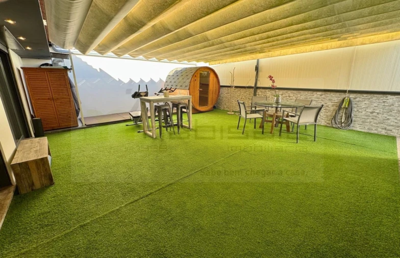 Moradia T3 para Venda em Alcabideche Foto 18