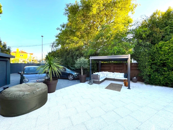 Moradia T3 para Venda em Alcabideche Foto 30