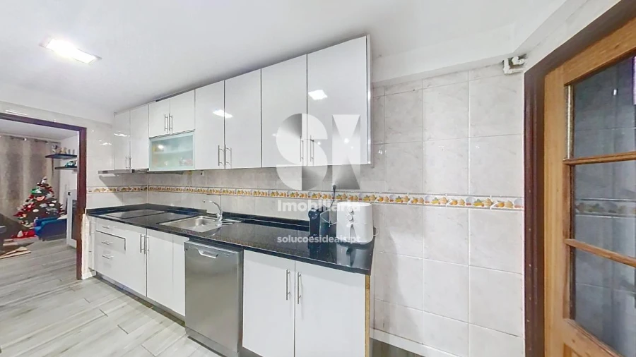 Moradia T3 para Venda em Valongo Foto 18