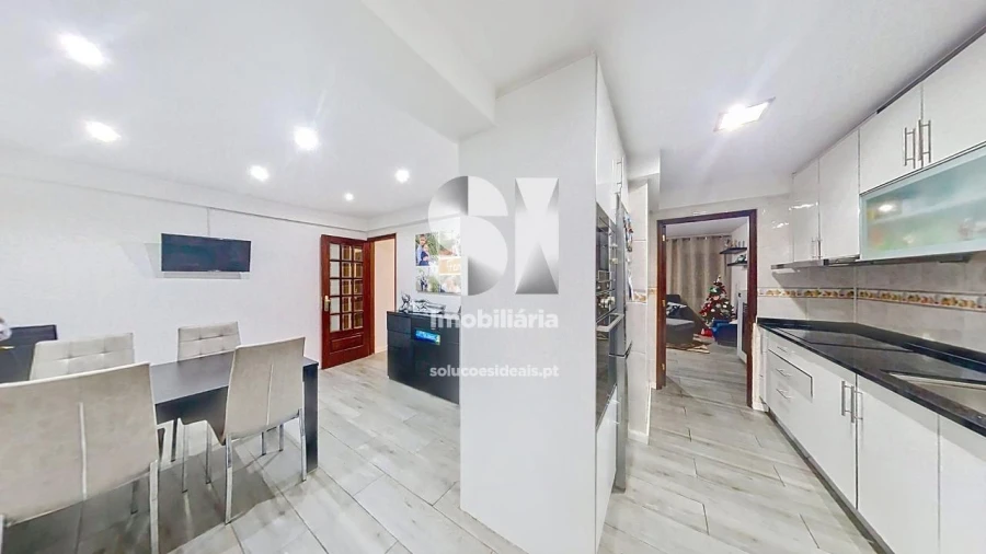 Moradia T3 para Venda em Valongo Foto 16