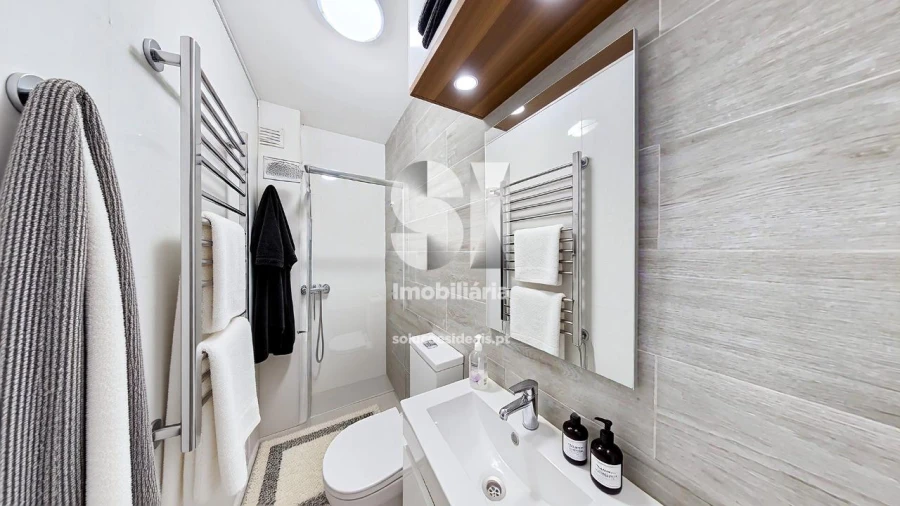 Moradia T3 para Venda em Valongo Foto 11