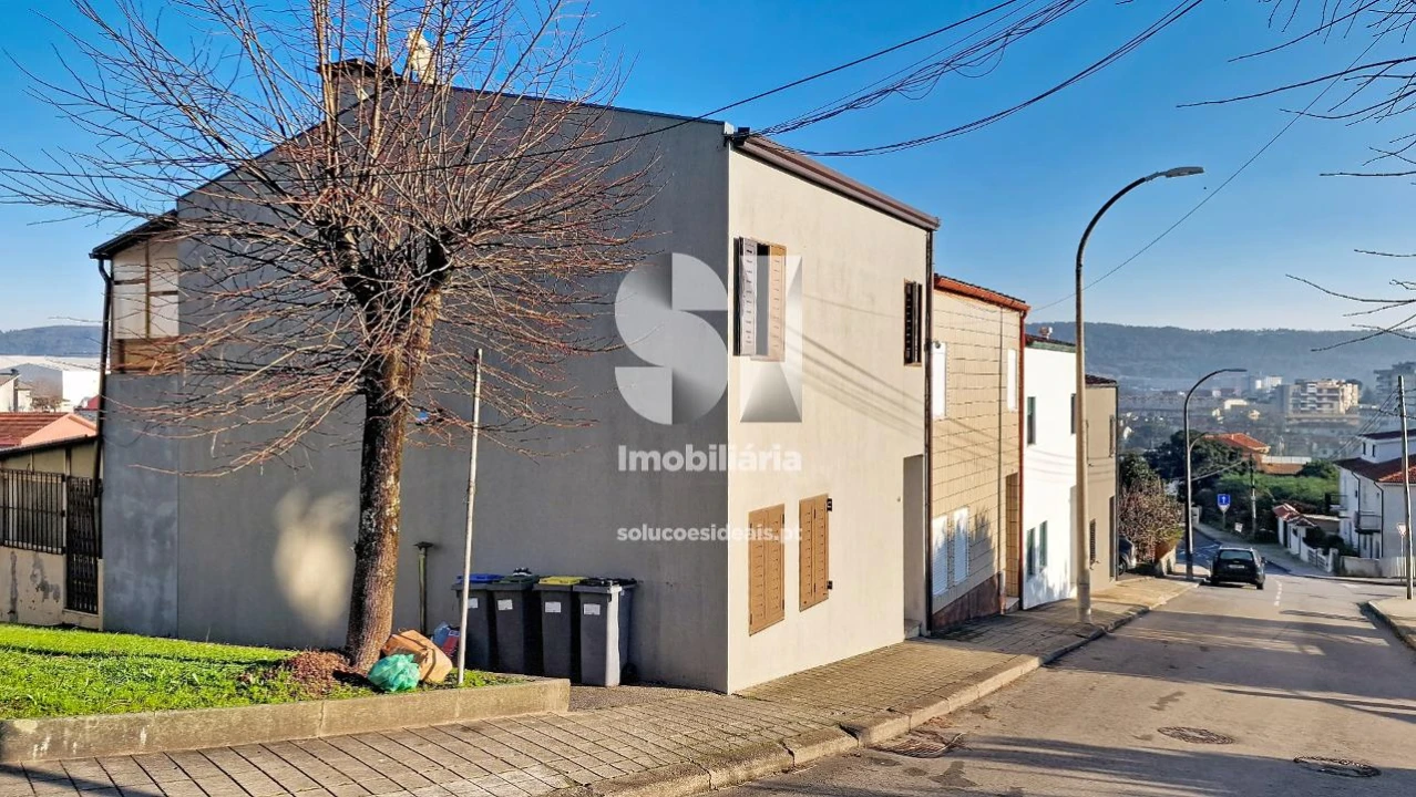 Moradia T3 para Venda em Valongo Foto 37