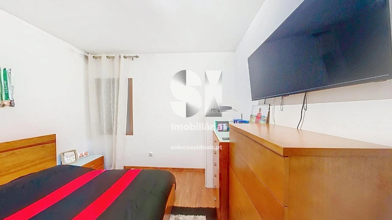 Moradia T3 para Venda em Valongo Foto 36