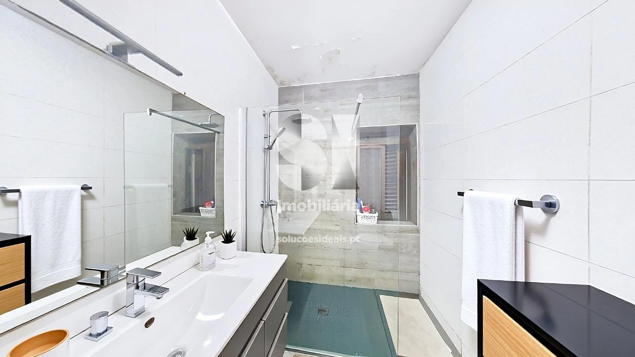 Moradia T3 para Venda em Valongo Foto 35