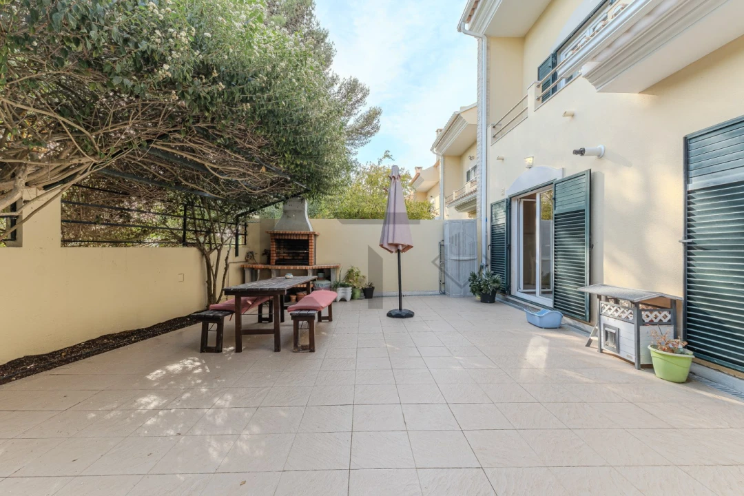 Moradia T3 para Venda em Cascais e Estoril Foto 11