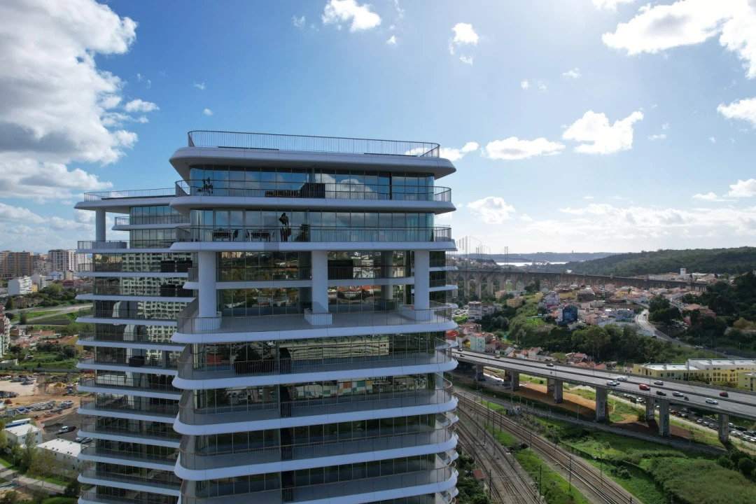 Apartamento T6 para Venda em Campolide Foto 14