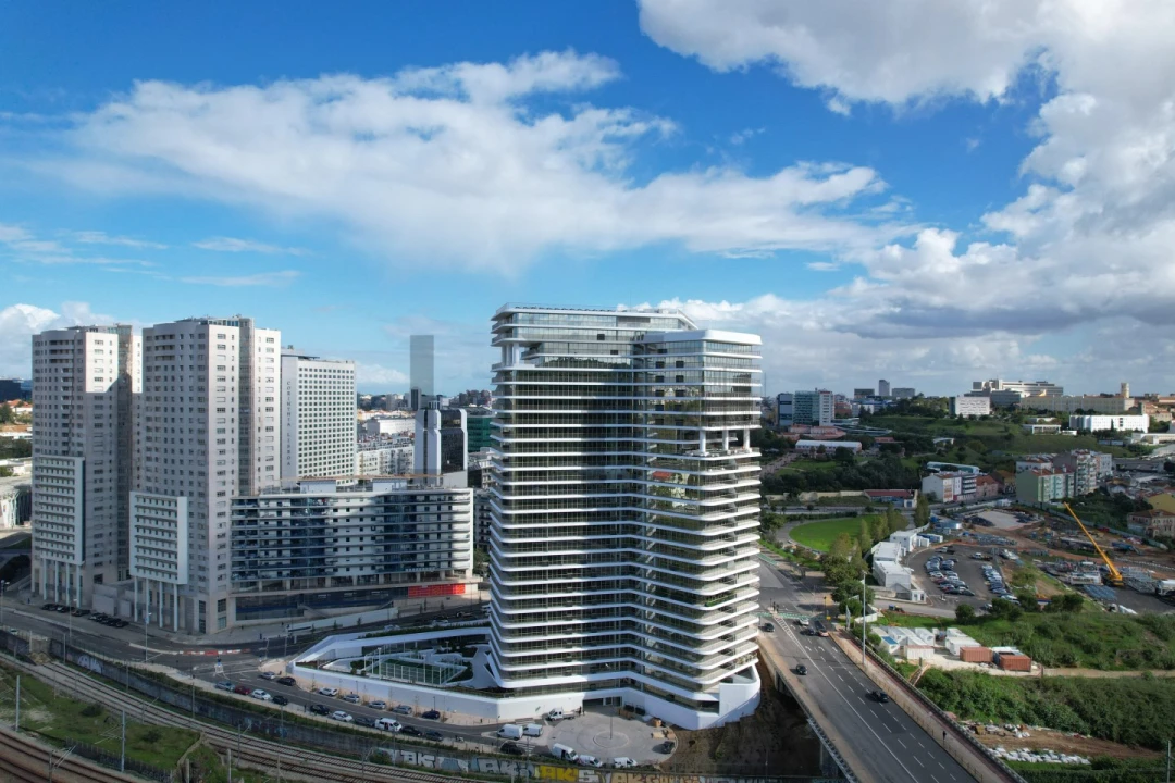 Apartamento T6 para Venda em Campolide Foto 19