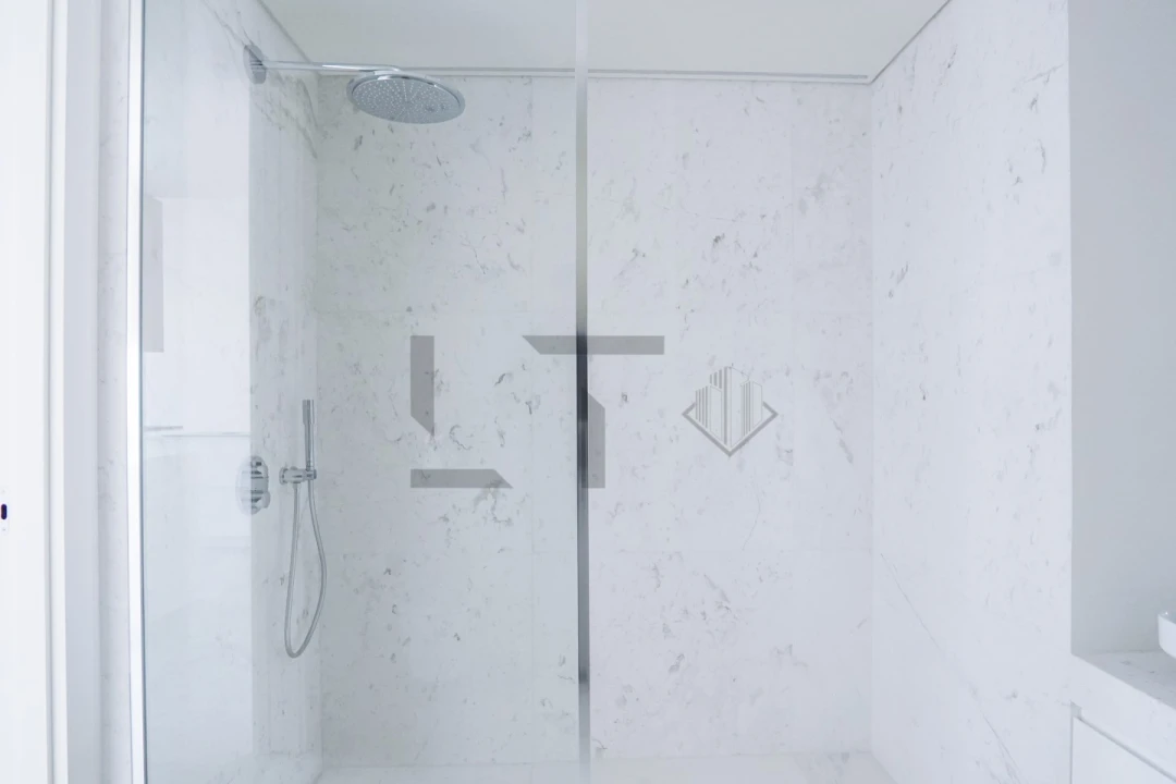 Apartamento T6 para Venda em Campolide Foto 50