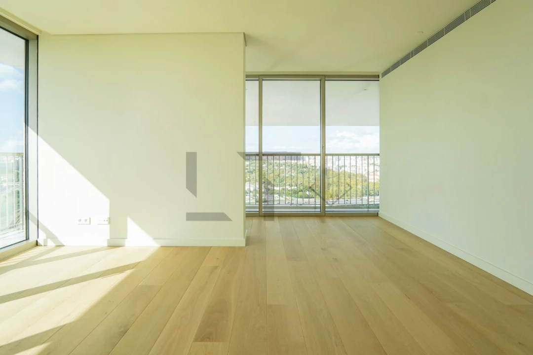 Apartamento T6 para Venda em Campolide Foto 56