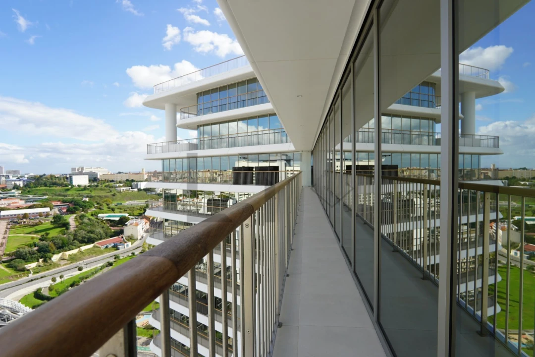 Apartamento T6 para Venda em Campolide Foto 72