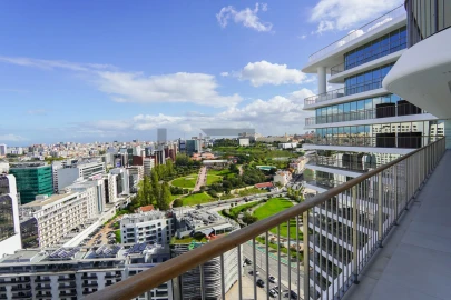 Apartamento T6 para Venda em Campolide