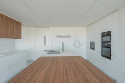 Apartamento T6 para Venda em Campolide