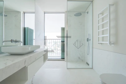 Apartamento T6 para Venda em Campolide