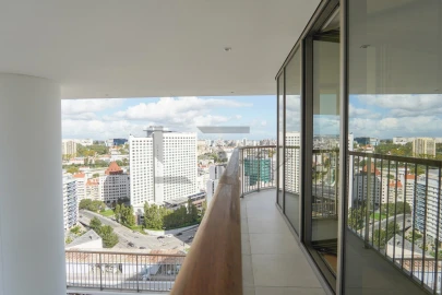 Apartamento T6 para Venda em Campolide