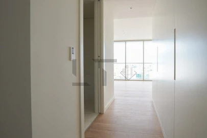 Apartamento T6 para Venda em Campolide