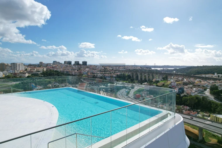 Apartamento T6 para Venda em Campolide Foto 11