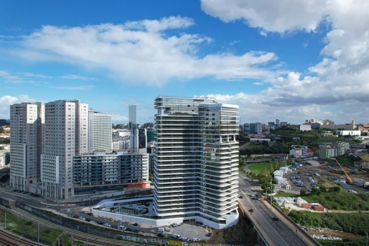 Apartamento T6 para Venda em Campolide Foto 19