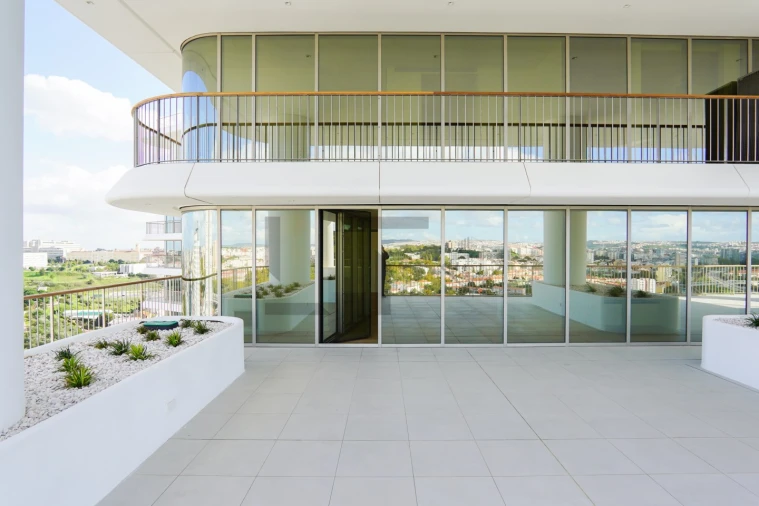 Apartamento T6 para Venda em Campolide Foto 23